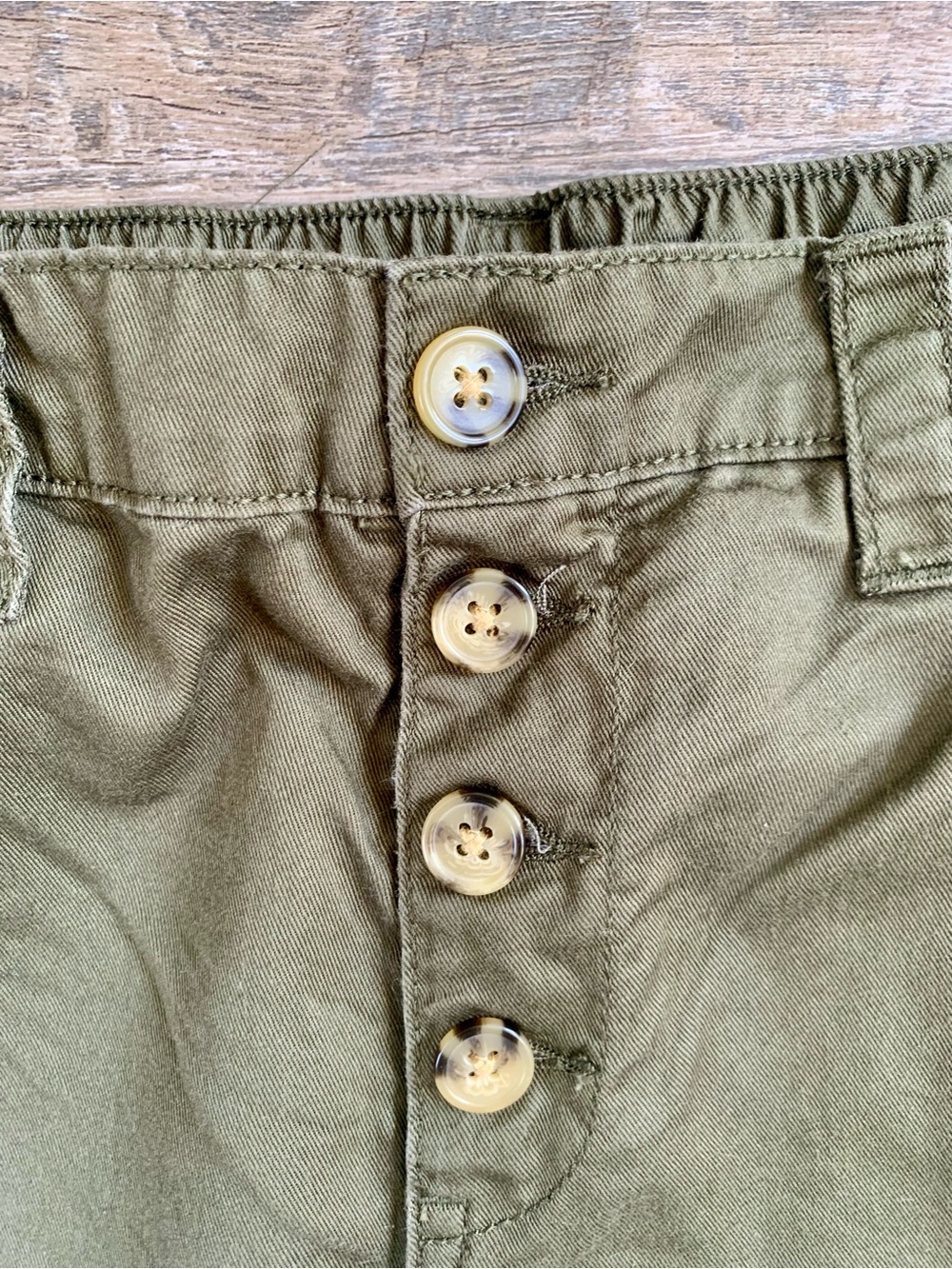 Women’s Lightweight Olive Green Cotton Jogger Pants - Picture 3 of 5